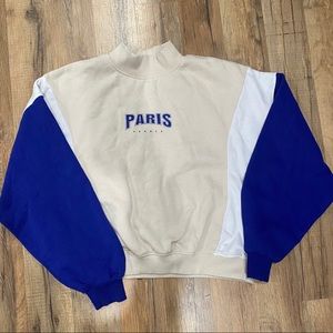 Low turtle neck sweater